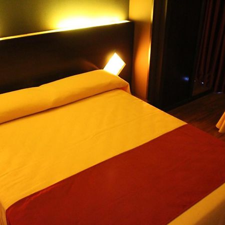 Hostal Royal Almorox Экстерьер фото