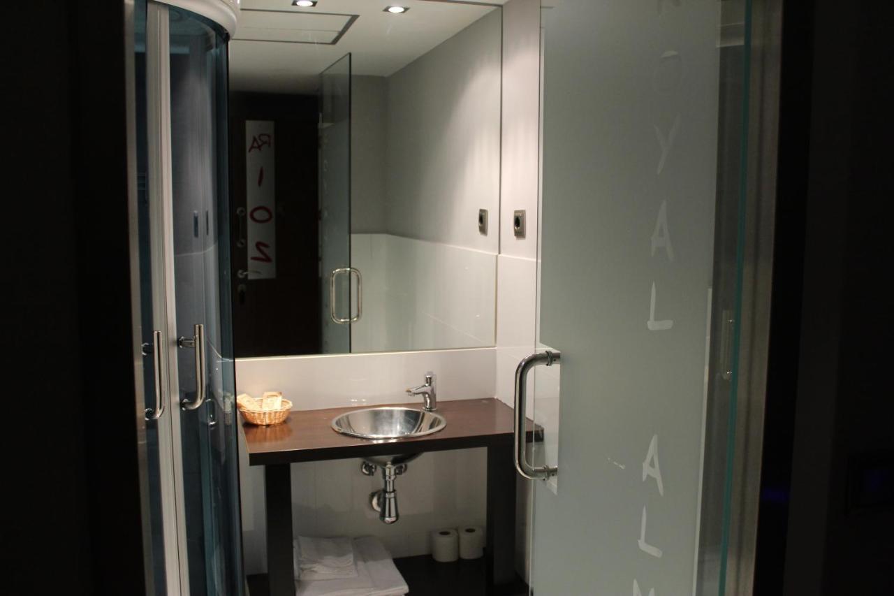 Hostal Royal Almorox Экстерьер фото