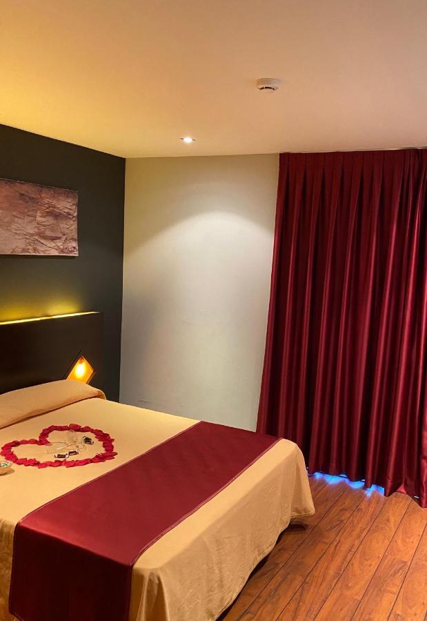 Hostal Royal Almorox Экстерьер фото